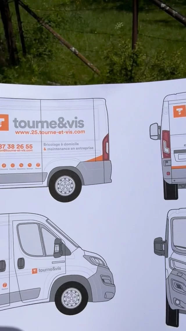 Un beau camion pour Tourne&vis Besançon 🤩 🔩
Besoin de petits travaux à domicile, d’entretiens de vos locaux ?
👷‍♂️ Christophe est à votre service ! 

Et si on réalisait votre prochain véhicule, à votre image ? 🚛🛻🚐
👉 www.cervolant.fr

#communicationdoubs #orchampsvennes #tourne&vis #valdevennes #flocagevehiculedoubs